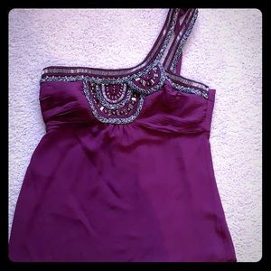 Bebe one shoulder plum and gunmetal hardware top